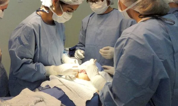 Cirurgia geral dentária em Santos